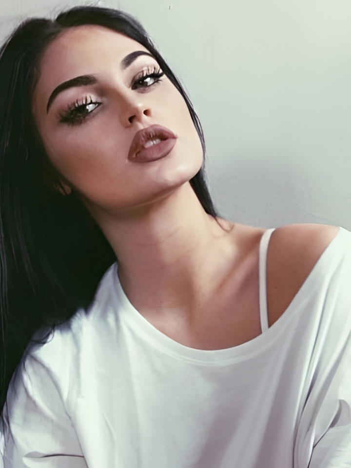 Моника привлекательная девушка из Волгодонска цена от 5000 руб